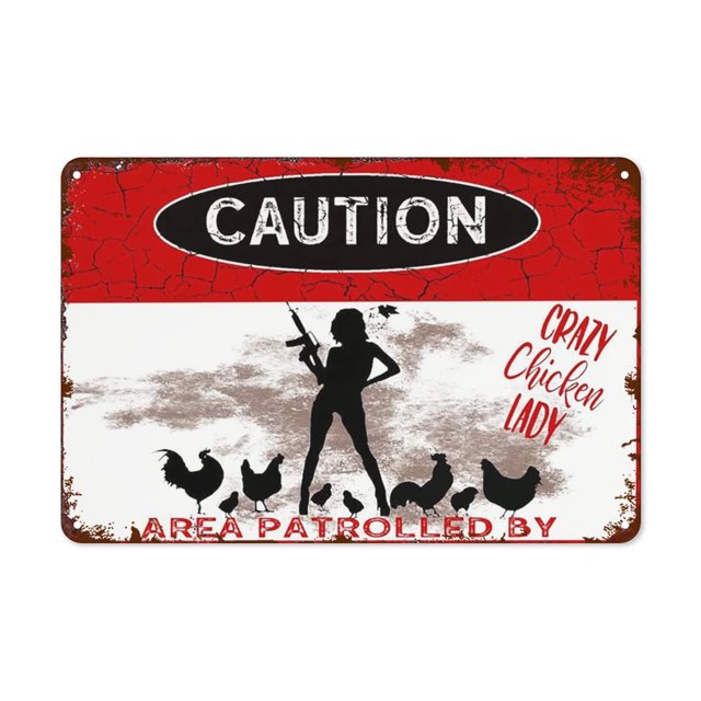 Área patrullada por la señora de los pollos - Regalos de broma para amantes de los pollos locos - Letrero de aluminio de precaución para gallinero con cerca de patio de granja divertida Tamaño: 8 x