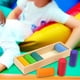 thumbnail image 5 of Bloques de construcción de madera para niños con estuche de almacenamiento. Bloques de madera de colores del arcoíris para niños. Cilindro 7PCS, 5 of 9