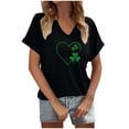 thumbnail image 2 of Soki Hauts Décontractés à Manches Courtes et Col en V Imprimés pour la Saint-Patrick pour Femmes en Liquidation, 2 of 4