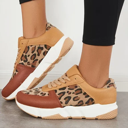 

Women‘s Leopard Sneakers Faux Leather Lightweight Low Top Lace Up Round Toe Shoes