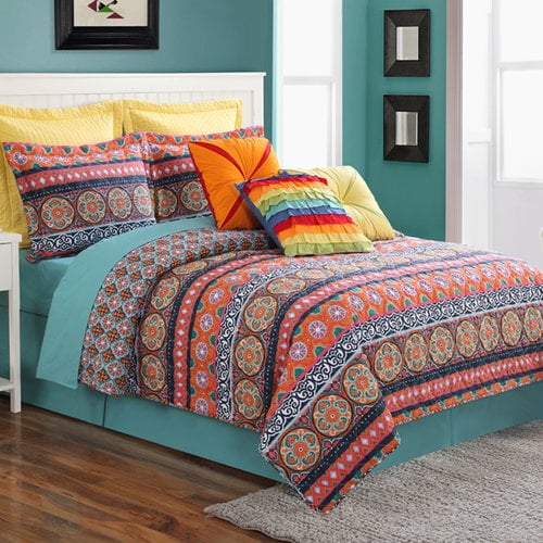 Fiesta Brand Bedding Carman Reversible Quilt Set