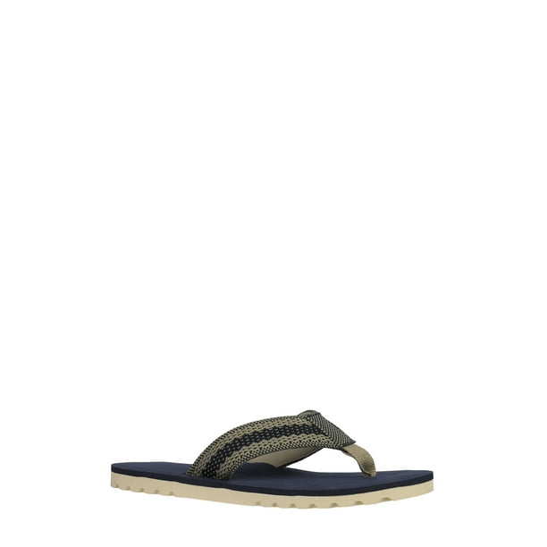beach flipflop