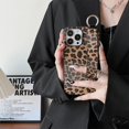 thumbnail image 3 of Funda para iPhone 11, diseño de estampado de leopardo con correa para la muñeca, TPU suave y parte trasera de PC dura, antiarañazos, funda protectora de cuerpo completo para iPhone 11 de 6,1 pulgadas, 3 of 4