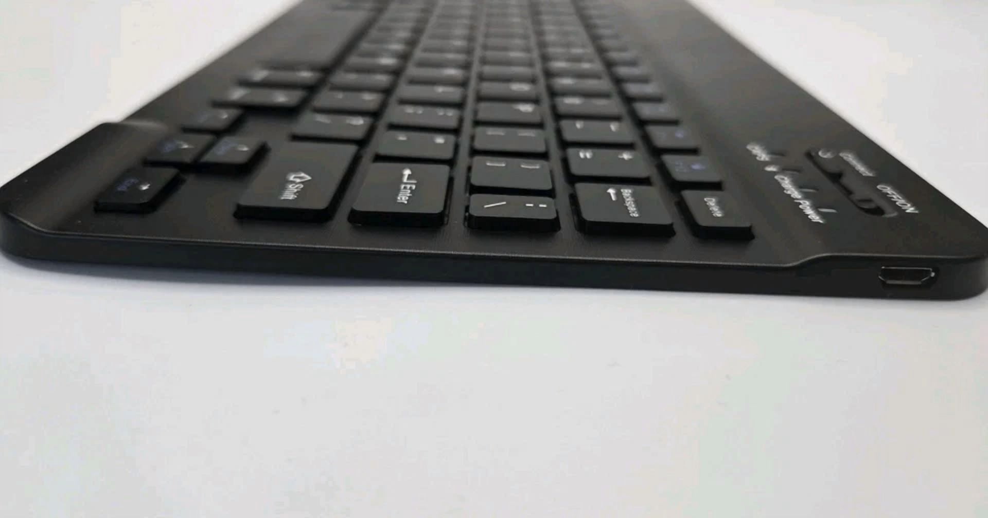 BUTTERFLY- Ultrathin Wireless Bluetooth Keyboard For Ios, Android, Windows