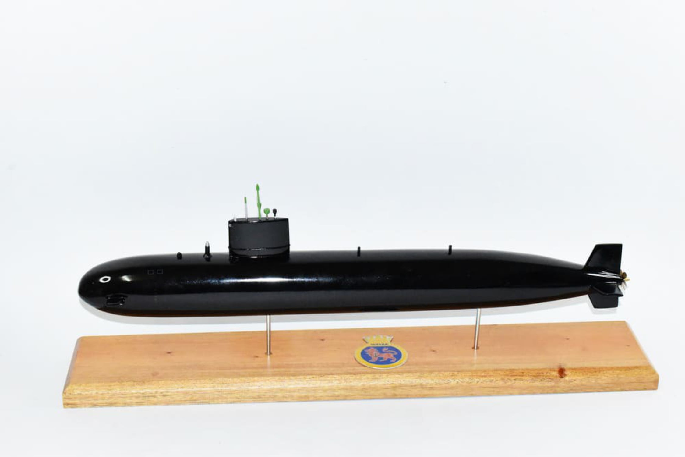 HMS Superb (S109) Submarine Model,Navy,Scale Model,Mahogany,20 inch