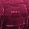 thumbnail image 4 of Edredón Mink King Size Vino Elefantito Granate Suave al Tacto, 4 of 4