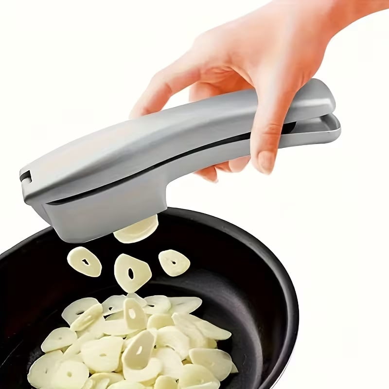 Two-in-one garlic masher, essential cutting and pressing garlic tool for the kitchen, multi-functional kitchen utensil