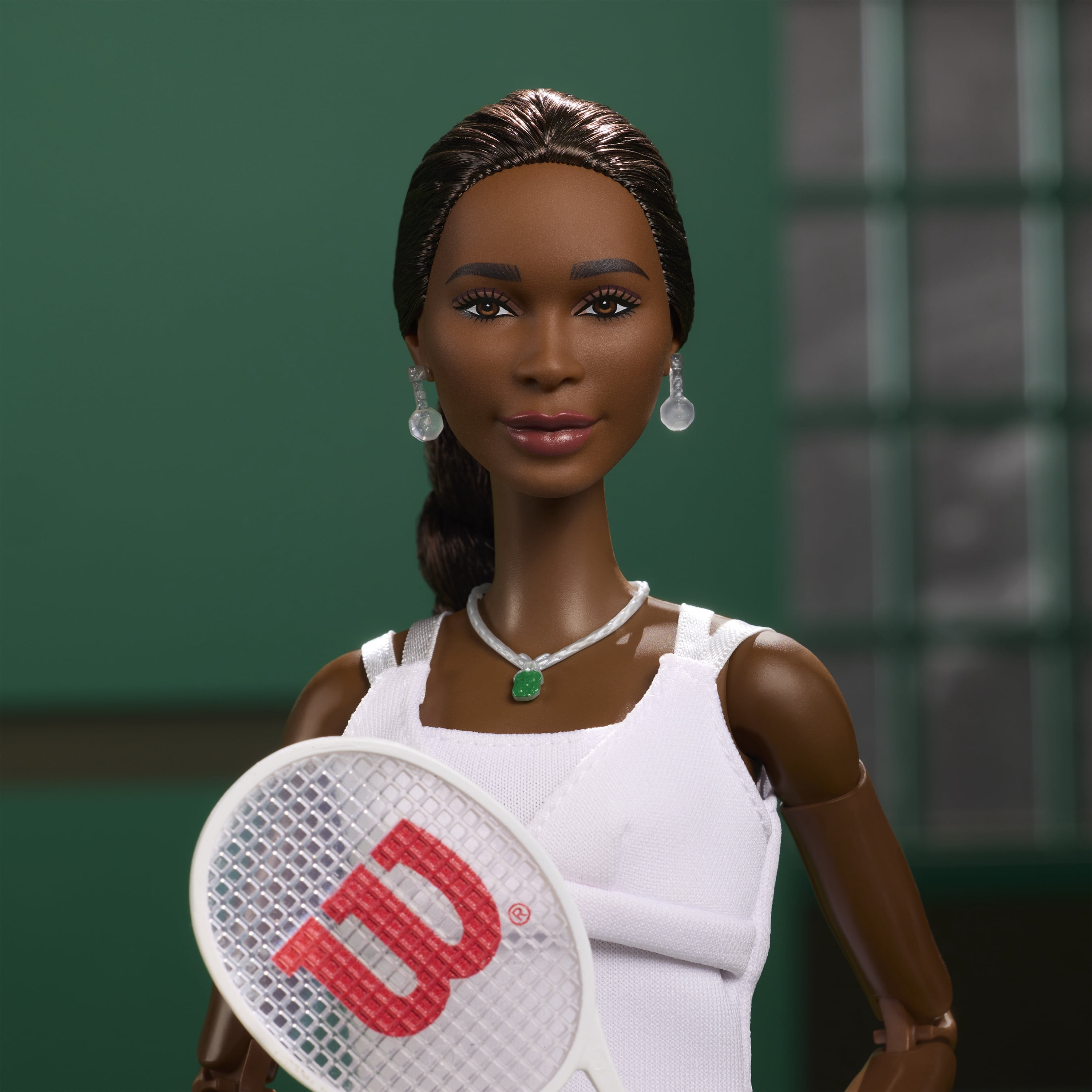Barbie Inspiring Women Series, Venus Williams Fashion Doll with Signature Tennis Uniform
