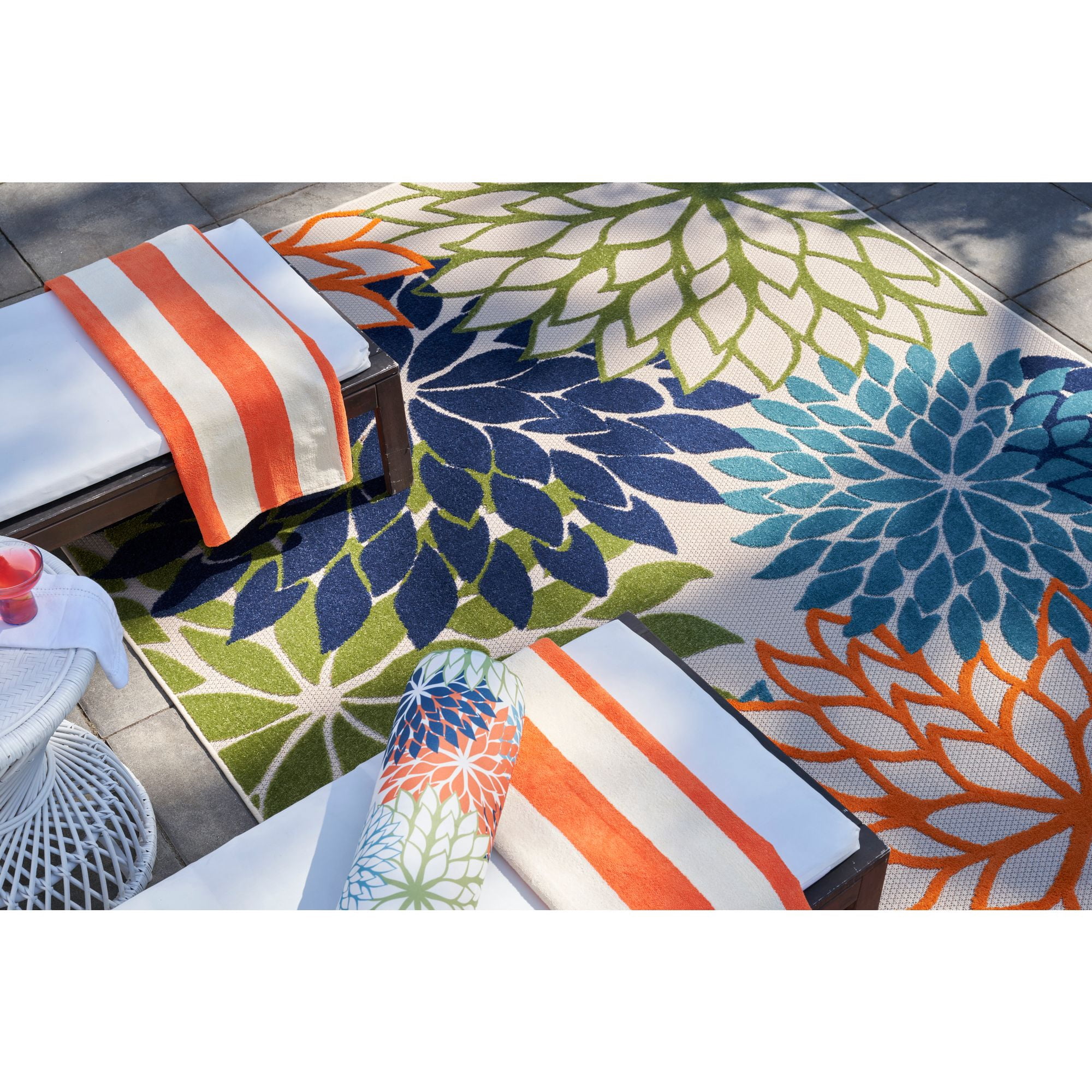 Nourison Aloha Floral 9' x 12' Multicolor Tropical Indoor/Outdoor Area Rug