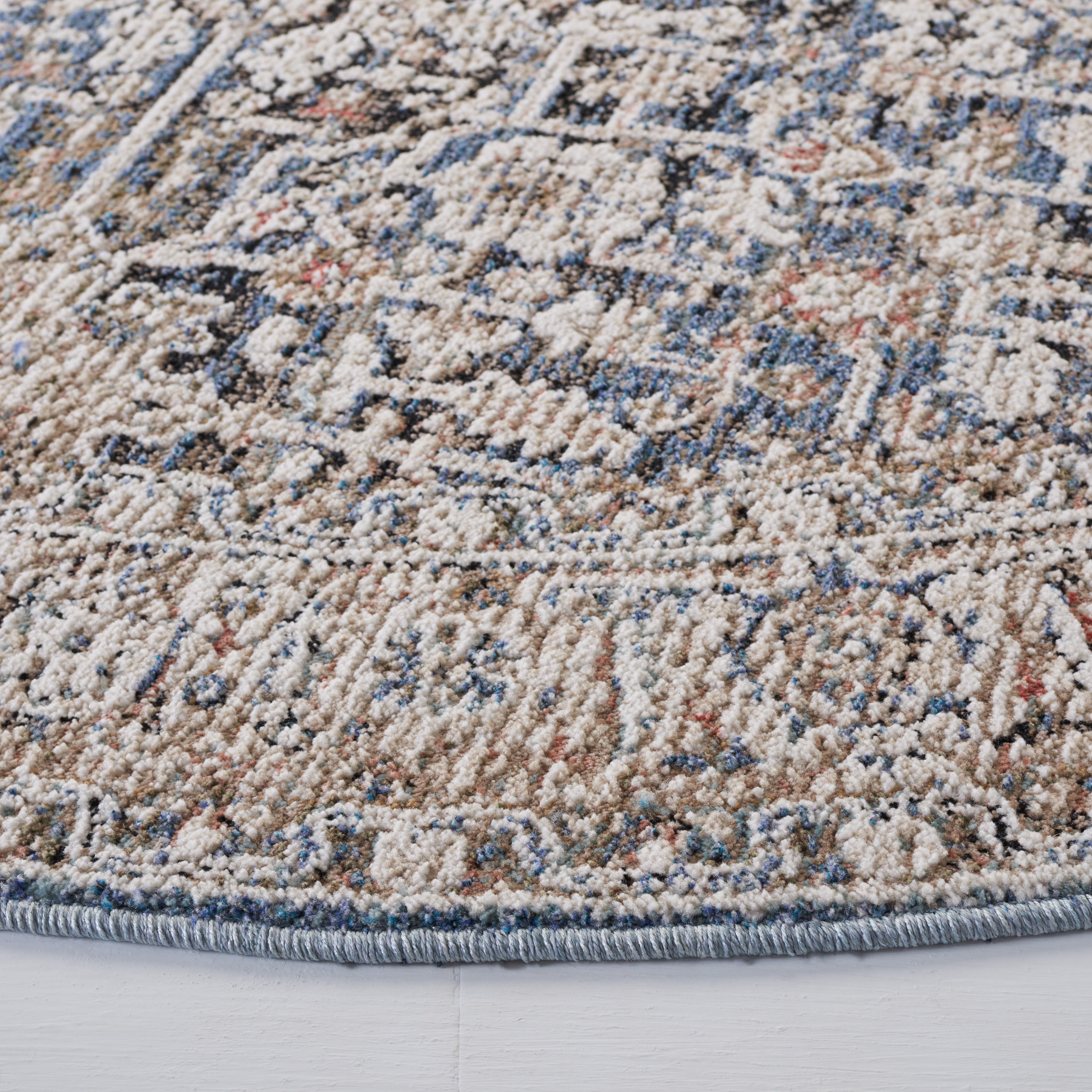 SAFAVIEH Vivaldi Roberta Abstract Area Rug, Blue/Ivory, 6'7" x 6'7" Round