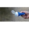 thumbnail image 4 of Botella de viaje rellenable de silicona humangear GoToob+ XL azul, 4 of 6