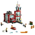 thumbnail image 4 of LEGO City La caserne de pompiers 60215, 4 of 5