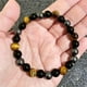 thumbnail image 5 of Pulsera con cuentas de ojo de tigre para hombre y mujer, energía, elástica, cuentas de piedra, unisex, estilo boho, ajustable, pulsera de cristal, 5 of 5
