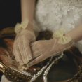 thumbnail image 5 of Guantes de encaje cortos color champán Accesorios de boda Guantes de novia elegantes para mujer, 5 of 5