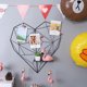 thumbnail image 1 of Estantes de pared de hierro en forma de corazón, estantería artística, estante de rejilla en forma de corazón, caja flotante, decoración de pared de malla, fotos, soporte para postales, 1 of 8