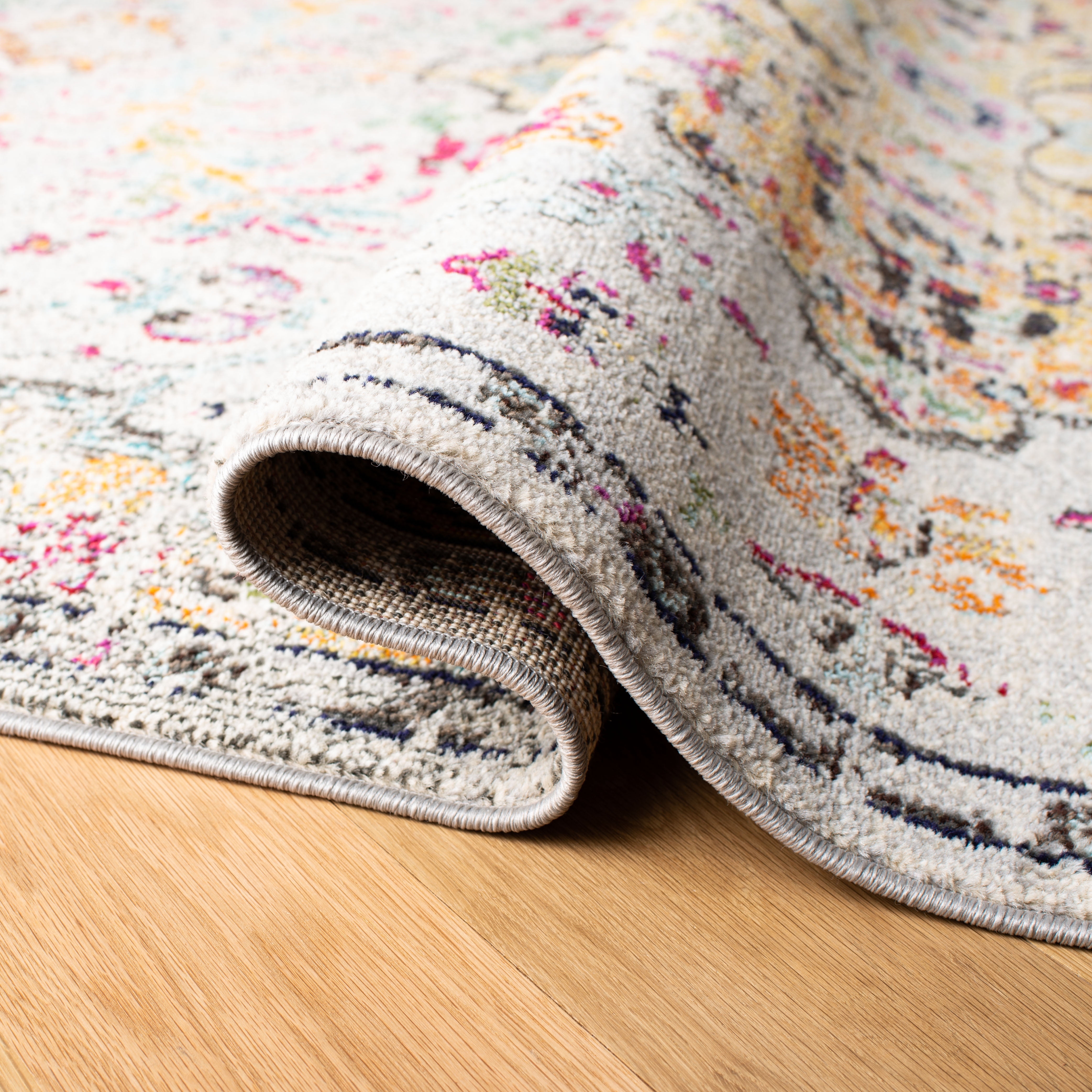SAFAVIEH Madison Joandra Vintage Floral Area Rug, Grey/Gold, 3' x 5'