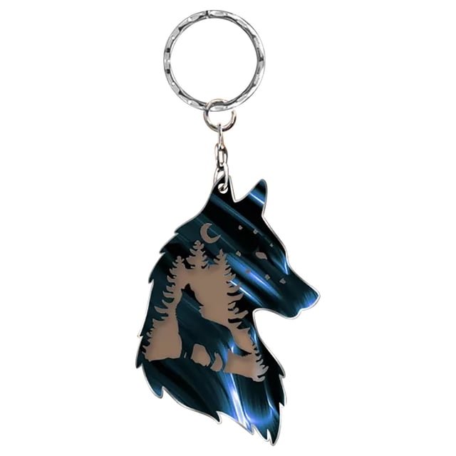 Wolf Key Chain with Plateau Wolf Design, Metal Keychain Accessory for Keys or Bags