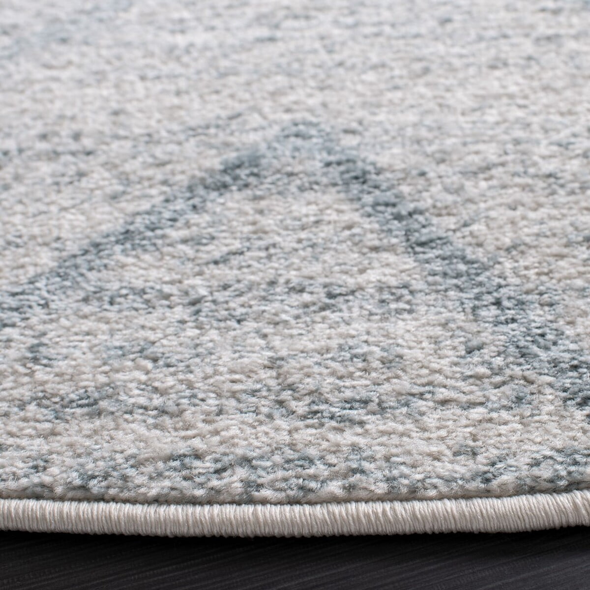 SAFAVIEH Adirondack Evonne Geometric Area Rug, Light Grey/Light Blue, 6' x 6' Round