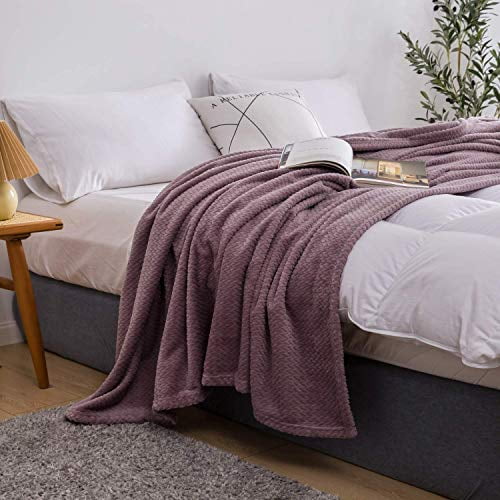 NEWCOSPLAY Super Soft Throw Blanket Premium Silky Flannel Fleece Leaves Pattern Lightweight Blanket All Season Use 888-brown, Throw 50x60 