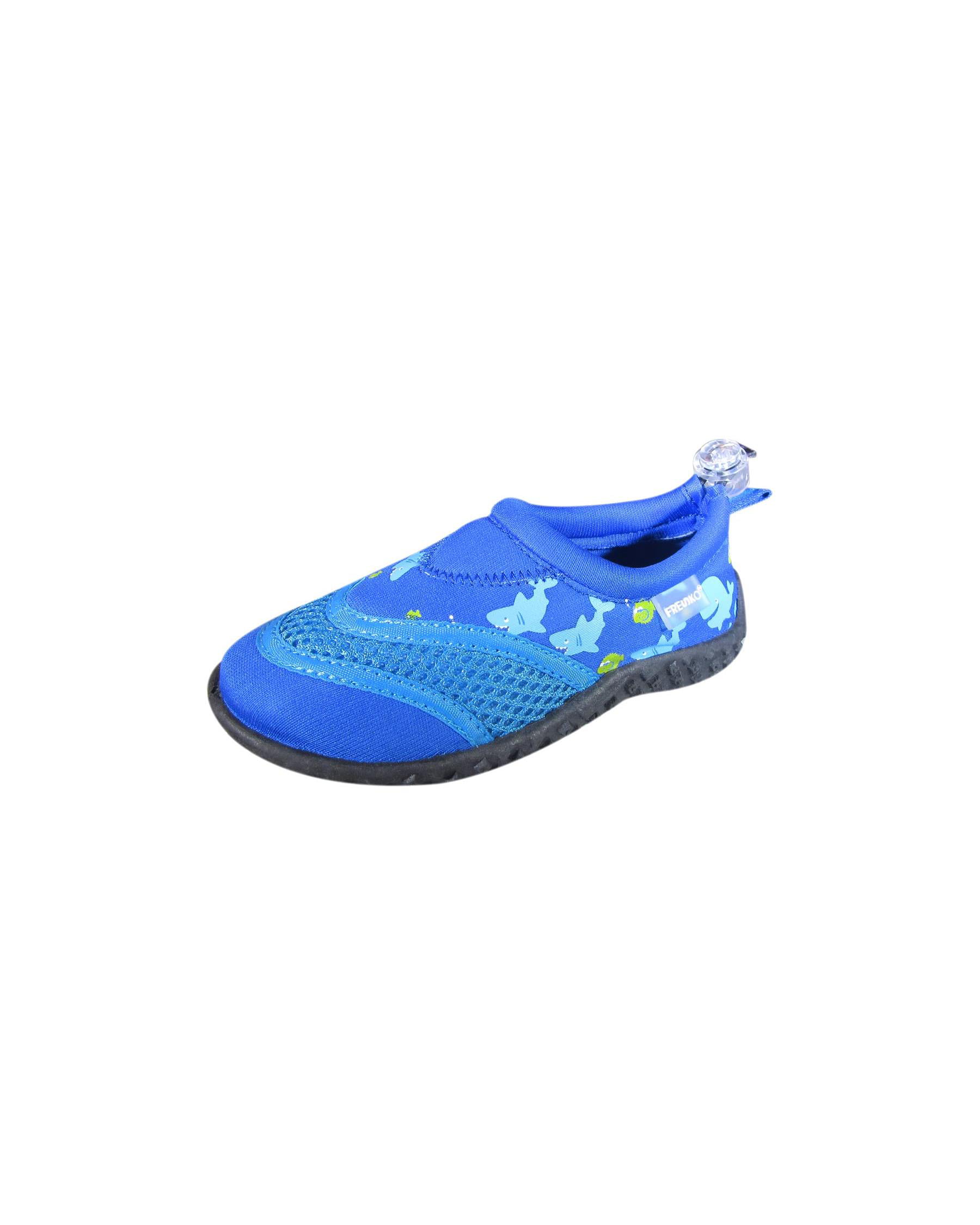 boys water shoes size 5