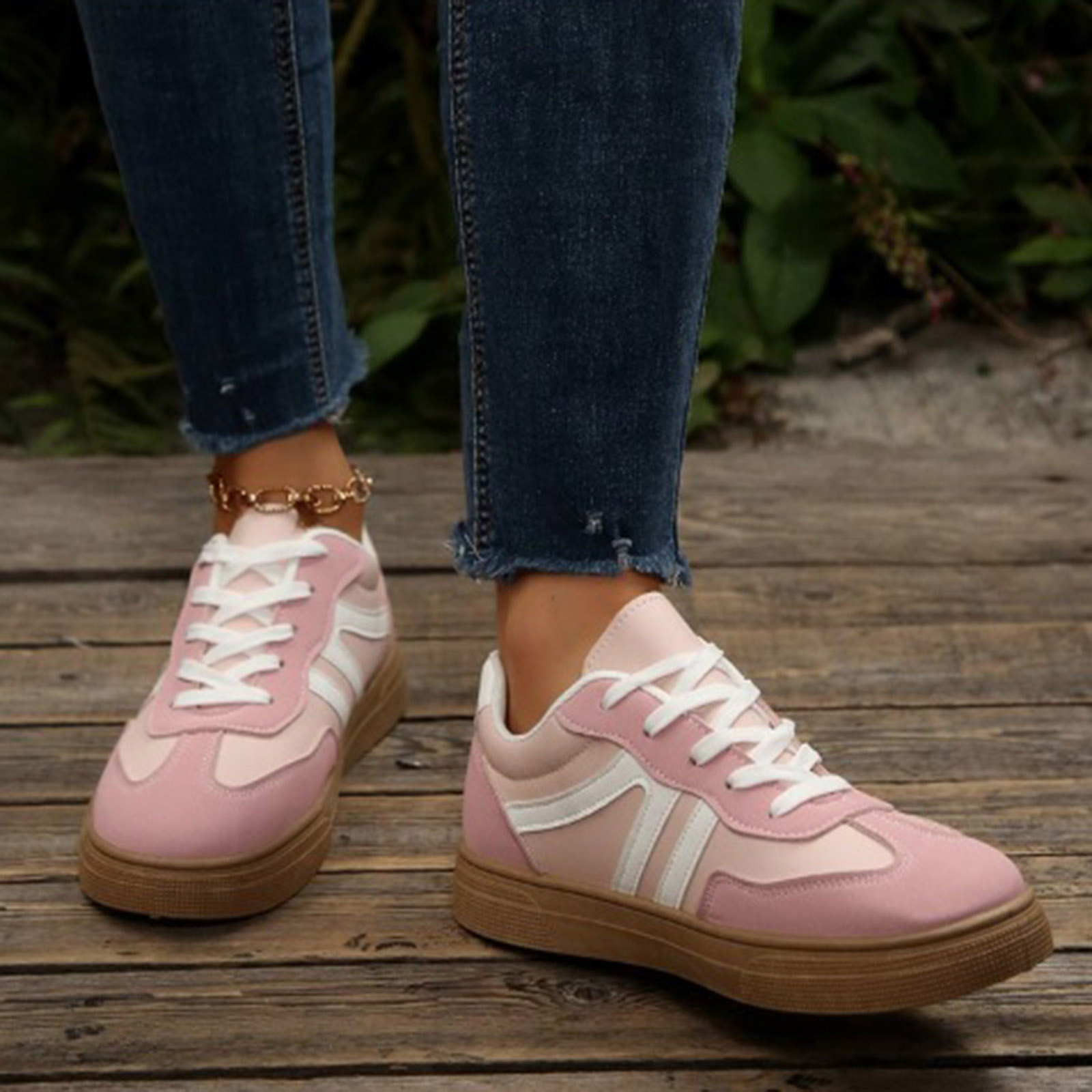 Flat Shoes for Women Vintage Classic Thick Sole Trainers Skate Shoes Splice Suede Lace up Antislip Walking Tennis Shoes Low Top Sneakers Pink Size 9