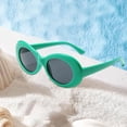 thumbnail image 4 of de sol ovadas, de marco grueso de plástico para clásicas para reuniones, conjuntos de moda, actuaciones en , Grey Macarena Gafas de sol, 4 of 8
