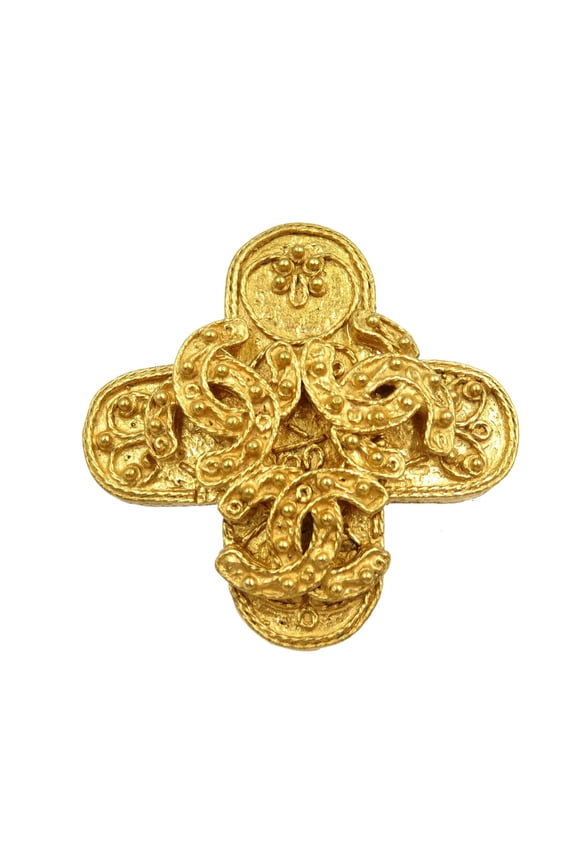 Pre-Owned Chanel Triple Coco Mark 94A Metal Gold Brooch 0209CHANEL (Good)