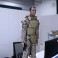 thumbnail image 4 of Figura de acción de soldado de las Fuerzas Especiales a escala 1:6 de 12" UN, 4 of 9