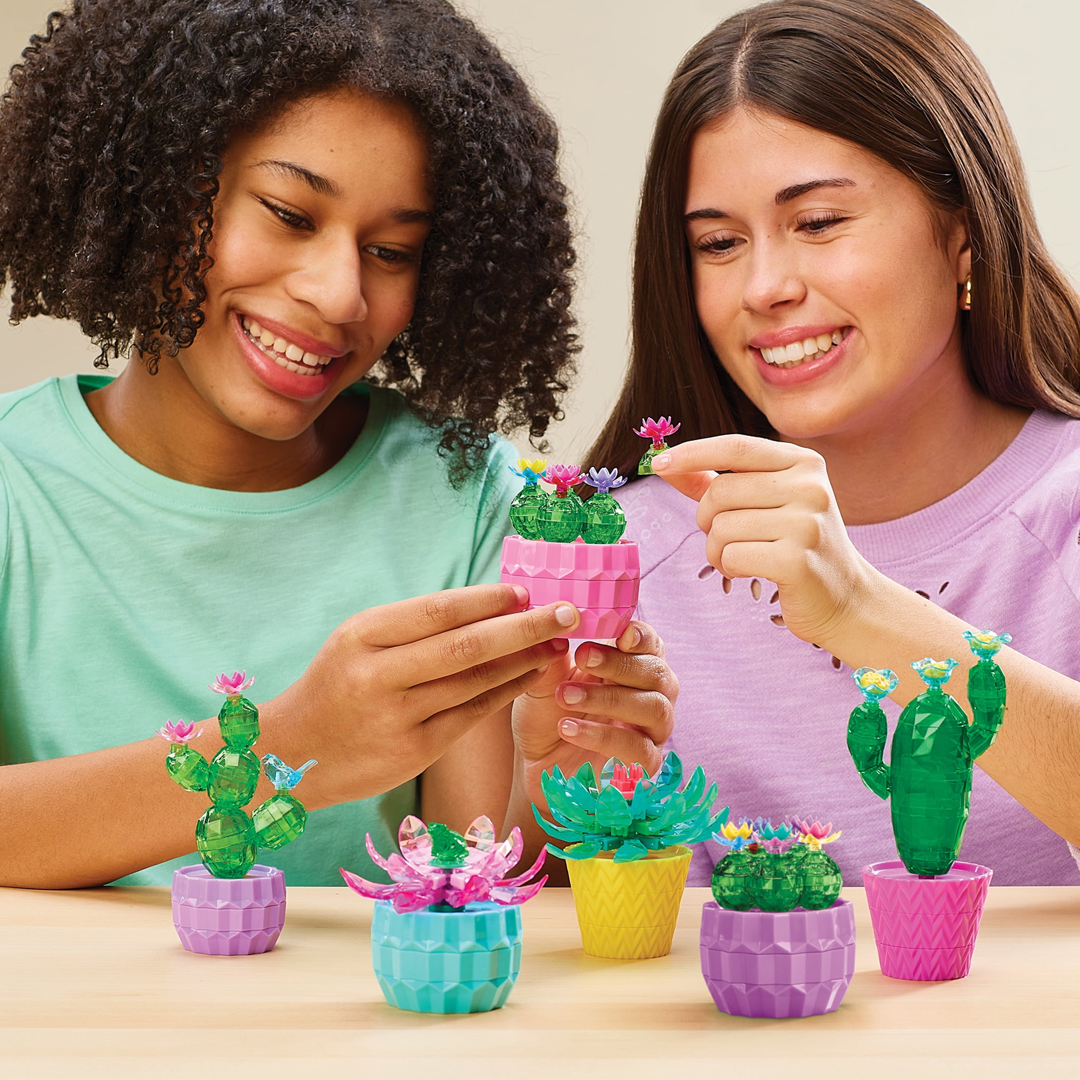 Crystal Gem Creations Jewel Succulents Kit by RoseArt, 175 Pieces, Great for Adults, Tweens and Children Ages 8+