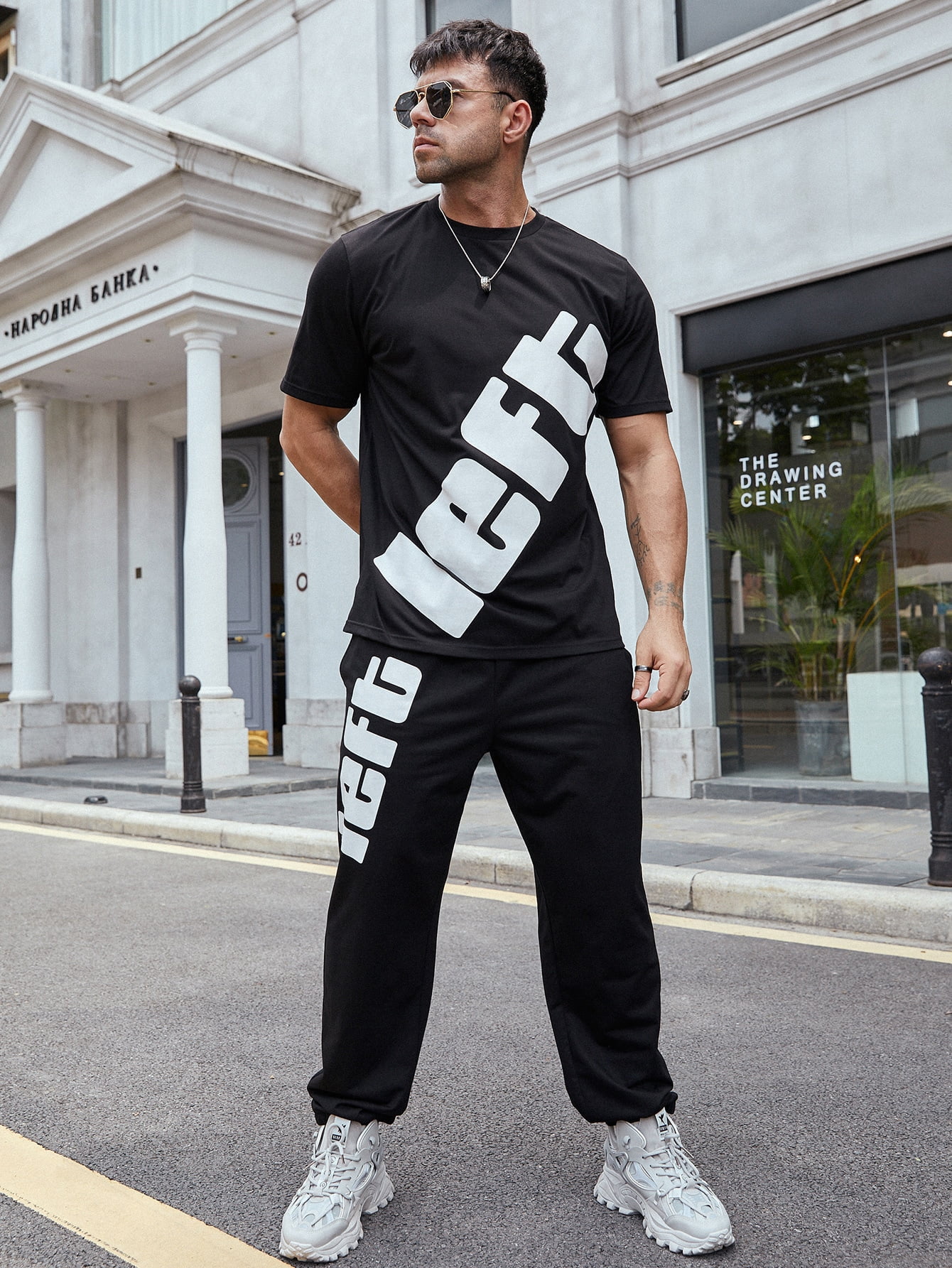 Men Letter Graphic Tee Sweatpants Set 