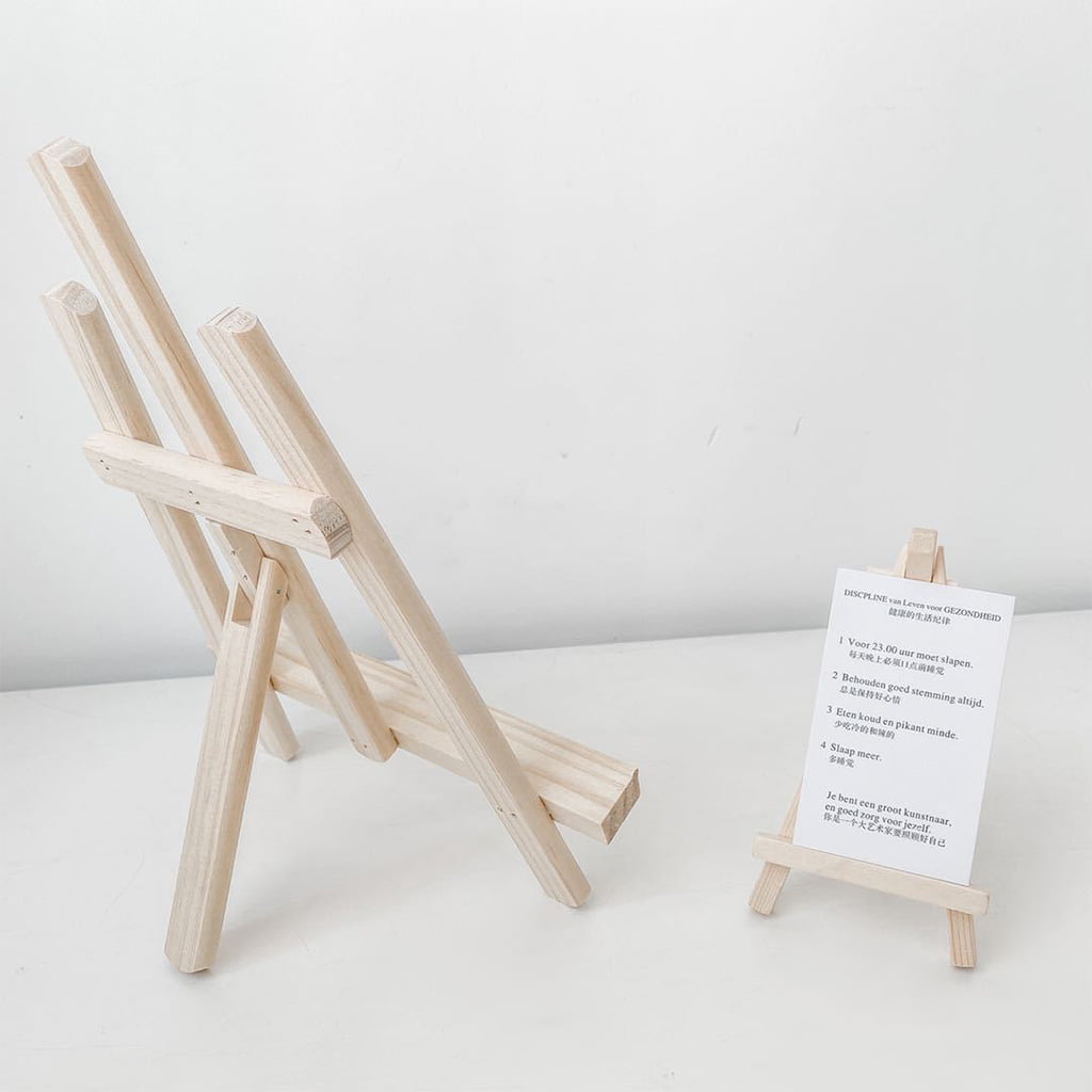 Foldable wooden easel for iPad and iPhone