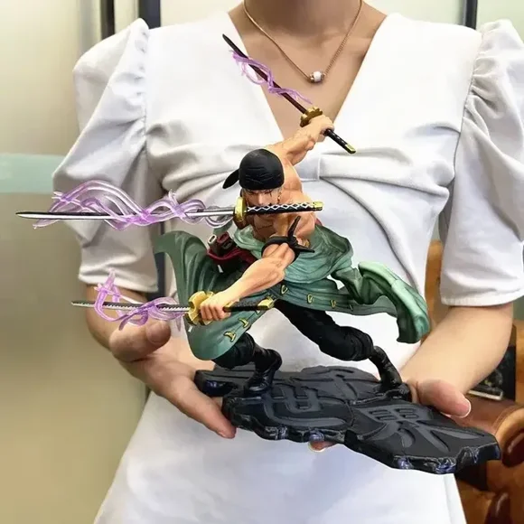 One Piece Trois Mille Mondes Zoro Figurines d'Anime Pop Flux à Trois Couteaux Modèle d'Anime Cadeau d'Anniversaire Ornements Jouets de Collection
