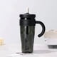 thumbnail image 4 of Taza de Agua con Popote de Plástico Resistente al Calor de Gran Capacidad 1100ml, Térmica Portátil a Prueba de Fugas y Quemaduras con Asa, Colores: Blanco, Azul Cielo, Naranja, Verde Claro, Negro, 4 of 6