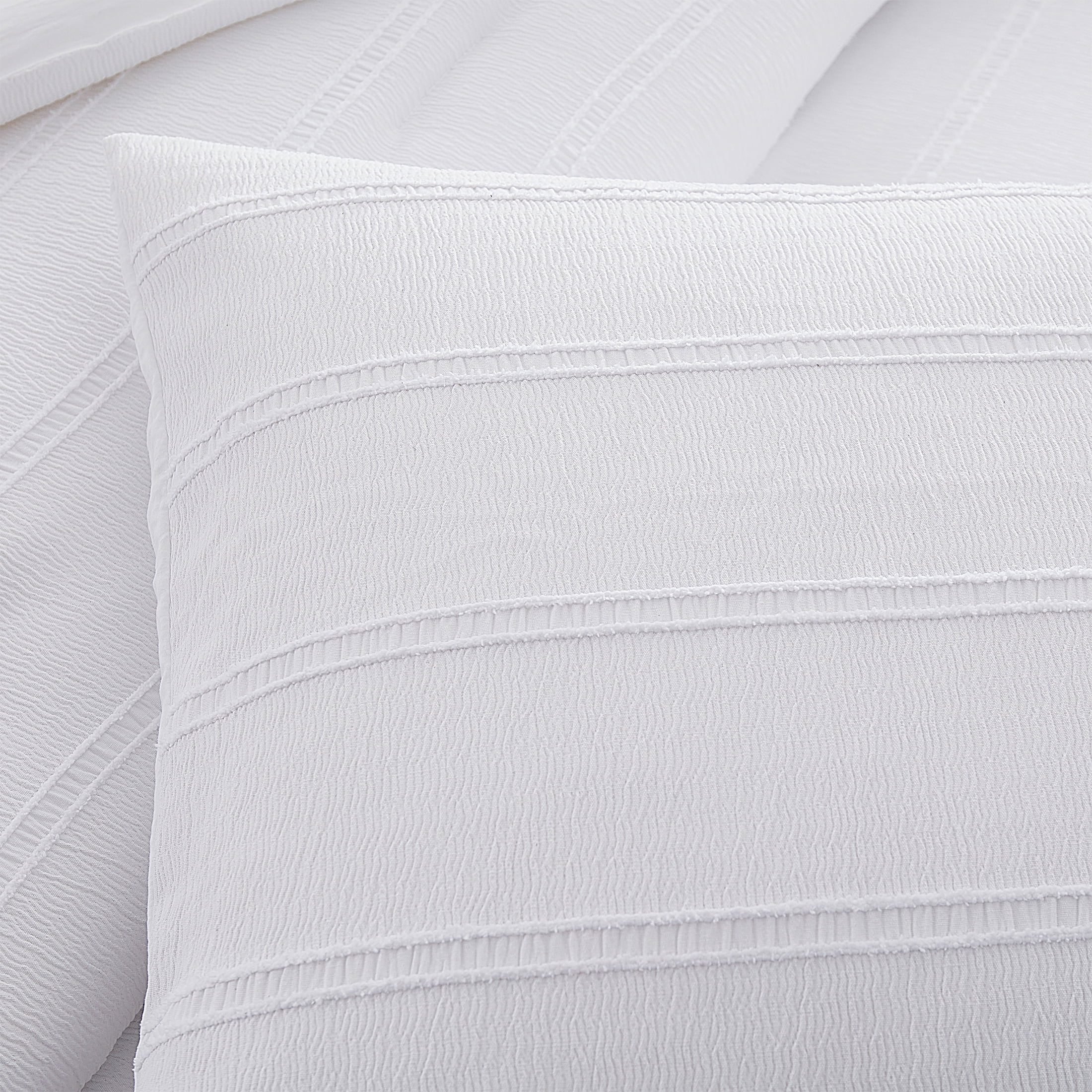 My Texas House Evelyn 3-Piece Bright White Seersucker Comforter Set, King