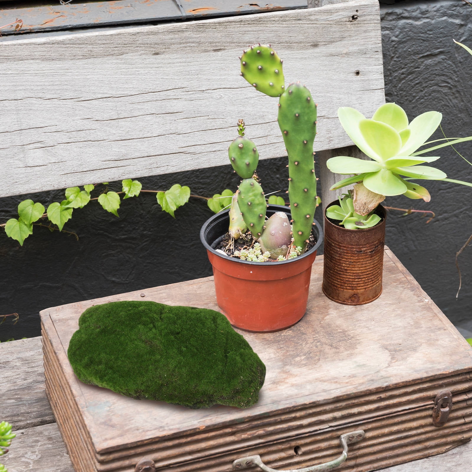 Masteelf 4pcs Artificial Moss Rocks Decorative Faux Green Moss Covered Stones for Garden Decor DIY Floral Arrangements and Plant Potted Decoration
