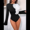thumbnail image 4 of Camiseta Básica Elástica con Cuello Redondo y Mangas Largas con Volantes para Mujer Negro M, 4 of 10