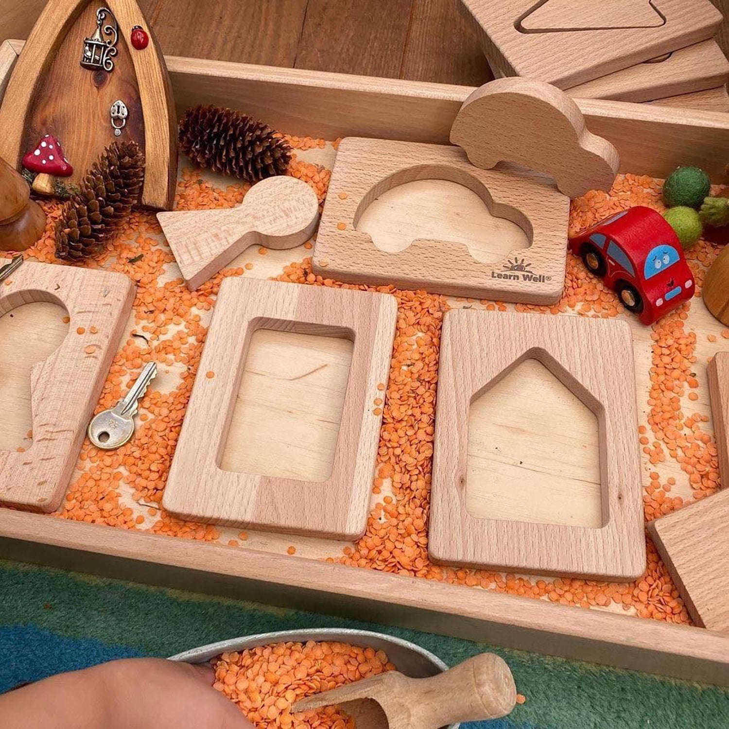 Learn Well Little Looking Shapes - Home