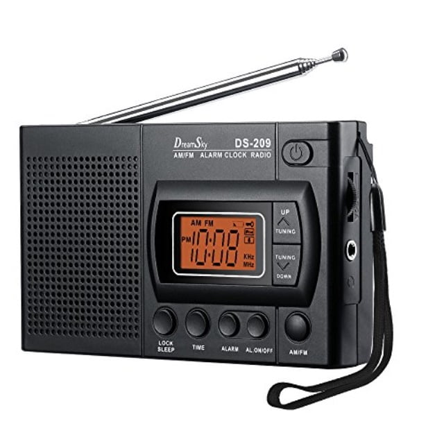 clock radio with earphone jack
