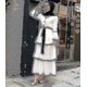 thumbnail image 3 of Pastel de moda para mujer, blanco y negro, con vestido largo de manga larga, ropa musulmana (hijab no incluido), 3 of 4