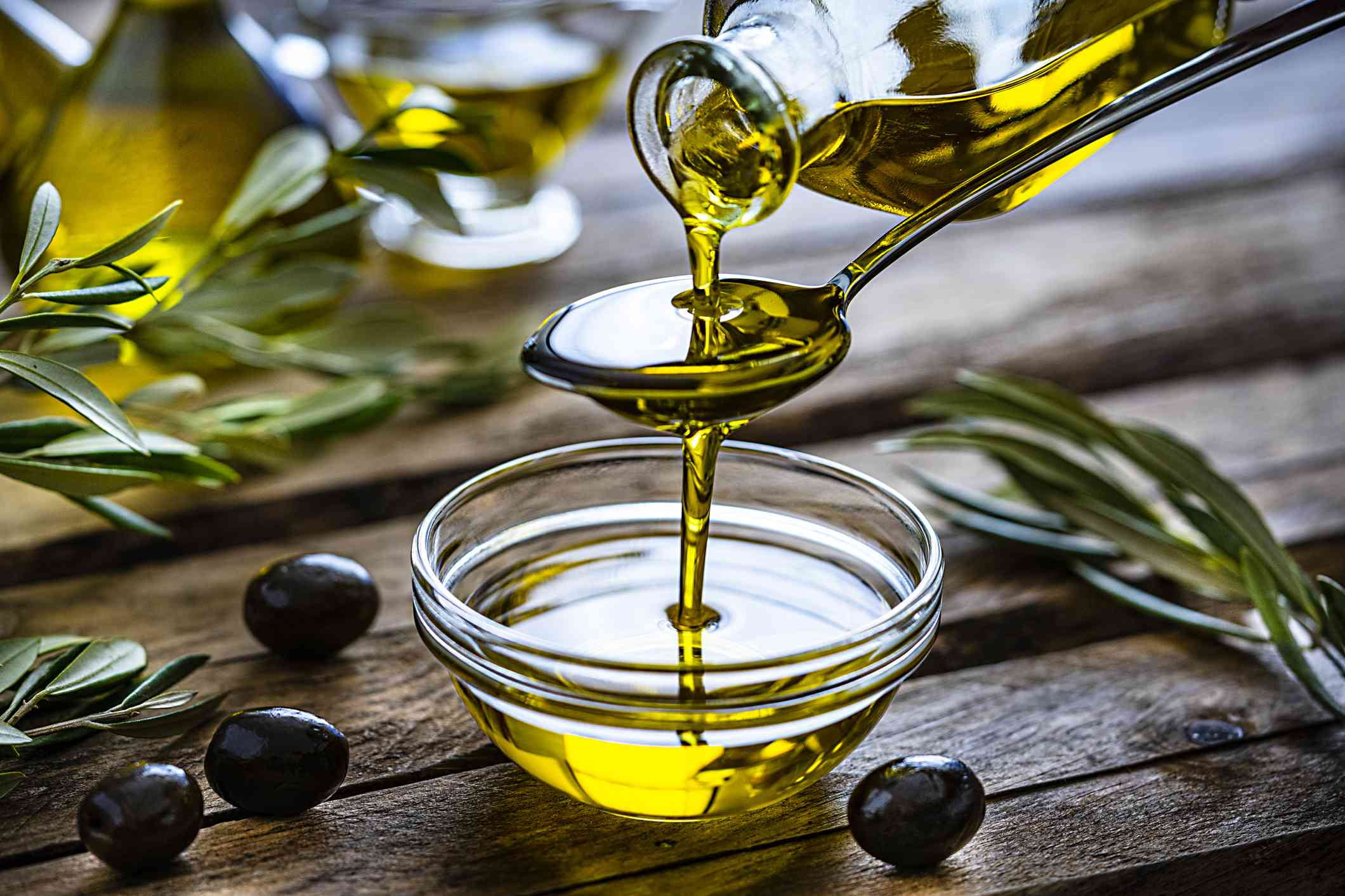 Il Casolare Unfiltered Extra Virgin Olive Oil, 33.8 oz, Cold Pressed