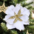 thumbnail image 1 of Flores navideñas artificiales Alupssuc Poinsettia, 16 unidades, oro blanco, 1 of 8