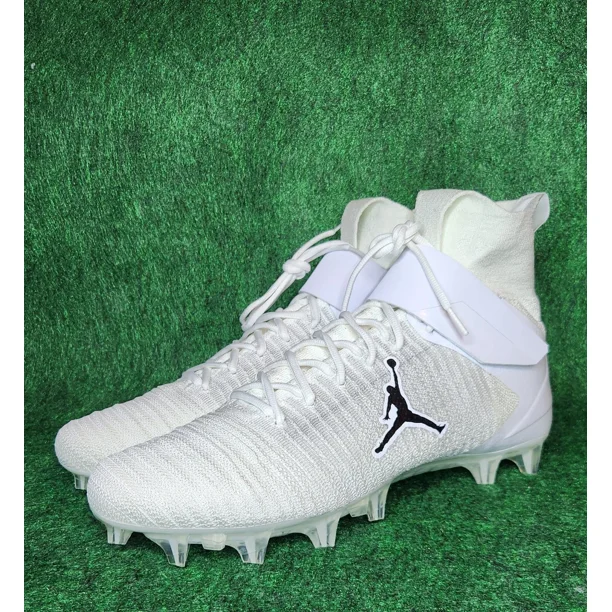 Jo r-dan N I-K-E Alpha Menace Elite 2 White Football Cleats CV1664-103 Mens size 15