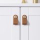 thumbnail image 2 of 4 PCS Tirador de cuero para muebles Tirador de puerta de cuero Tiradores de armario de cuero Tirador de puerta de cocina de cuero Tirador de puerta de armario de cuero marrón Rojo Verde, 2 of 5
