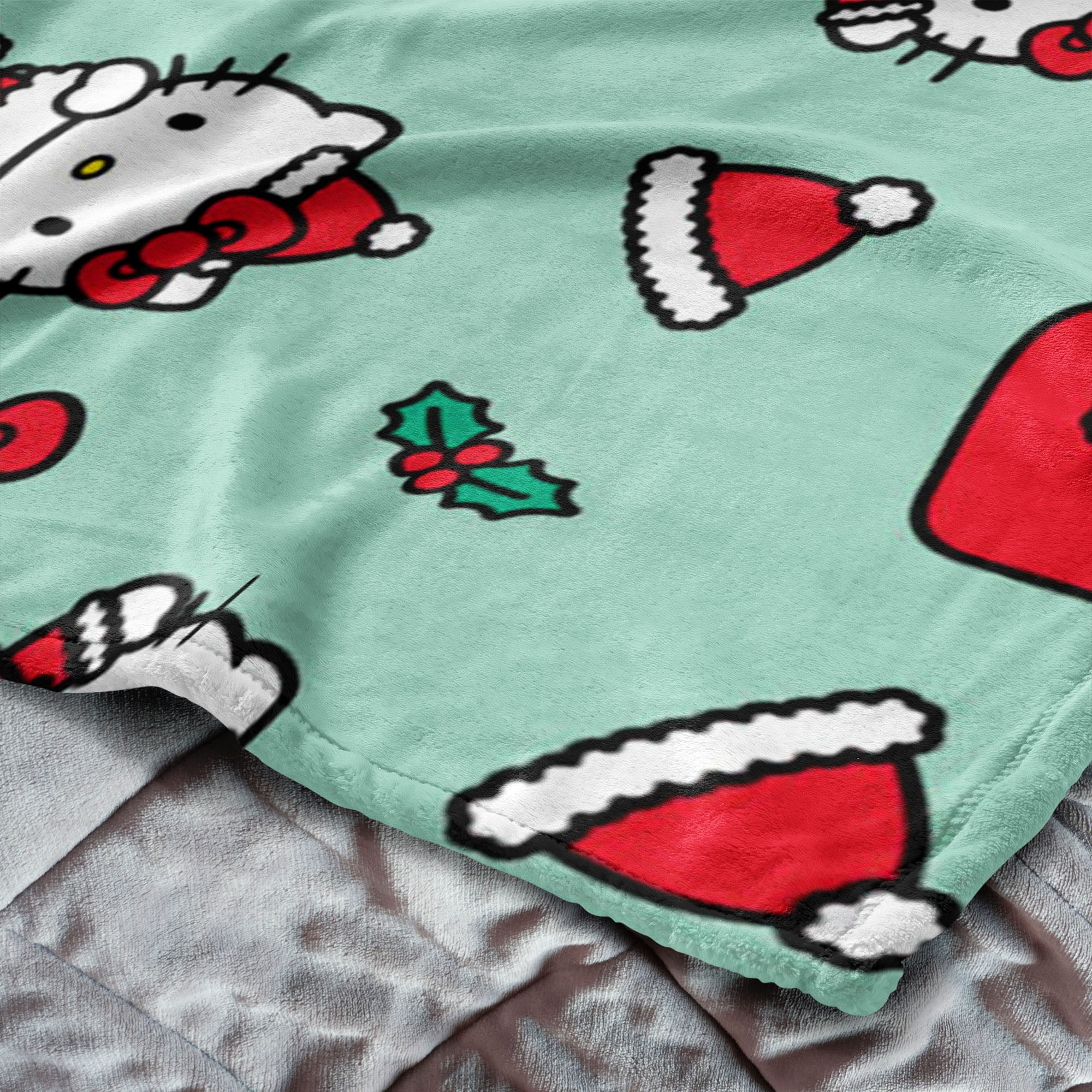Hello Kitty Hello Mittens Ultra Fine Faux Fur Throw for Kids, 50x70 inches