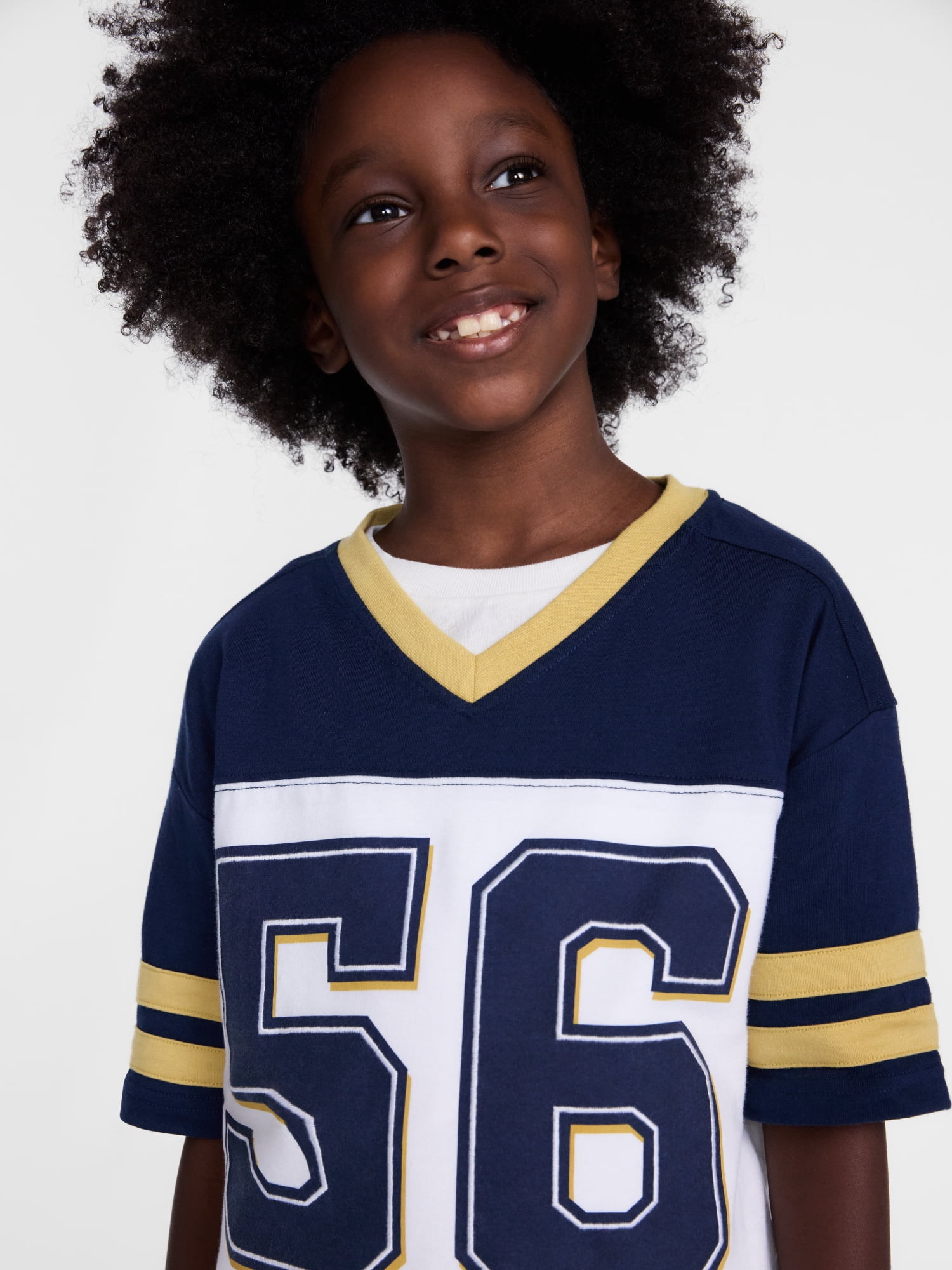 Wonder Nation Boys' Graphic Oversized Jersey Tee with Short Sleeves, Sizes 4-18 & Husky