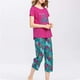Hauts de Vêtements de Nuit pour Femmes avec Pantalons Capri Pyjama Sets – image 3 sur 7