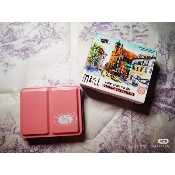 Roman Szmal Artists Mini Metal Pink Box 8 Half Pans Solid Watercolors Set