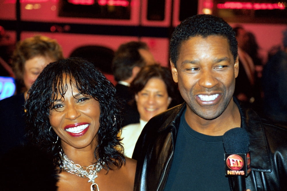 Denzel Washington And Wife Paulette At Premiere Of Out Of Time 9292003 By Mayer Celebrity Denzel Washington And Wife Paulette At Premiere Of Out Of Time 9292003 By Mayer Celebrity