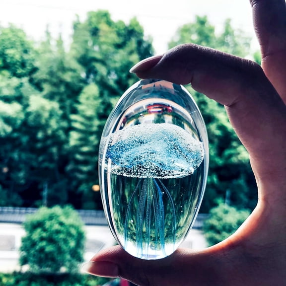 EOEMY Sea Creatures Fengshui Blue Jellyfish Crystal Glass Paperweight Home Decoration