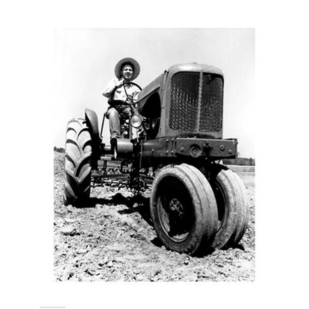 Liebermans SAL25518494B Fermier Assis sur un Tracteur dans un Champ 18.00 x 24.00 Affiche Imprimée